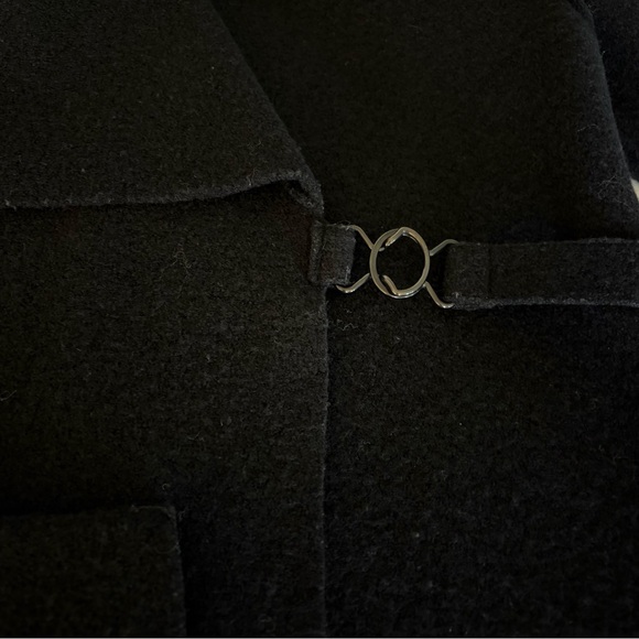 Architectural Annette Gortz Black Women's Coat - Picture 5 of 14